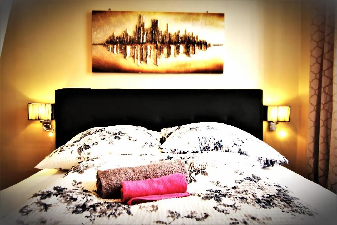 Boutique Apartments Vienna - Design 5 contacts